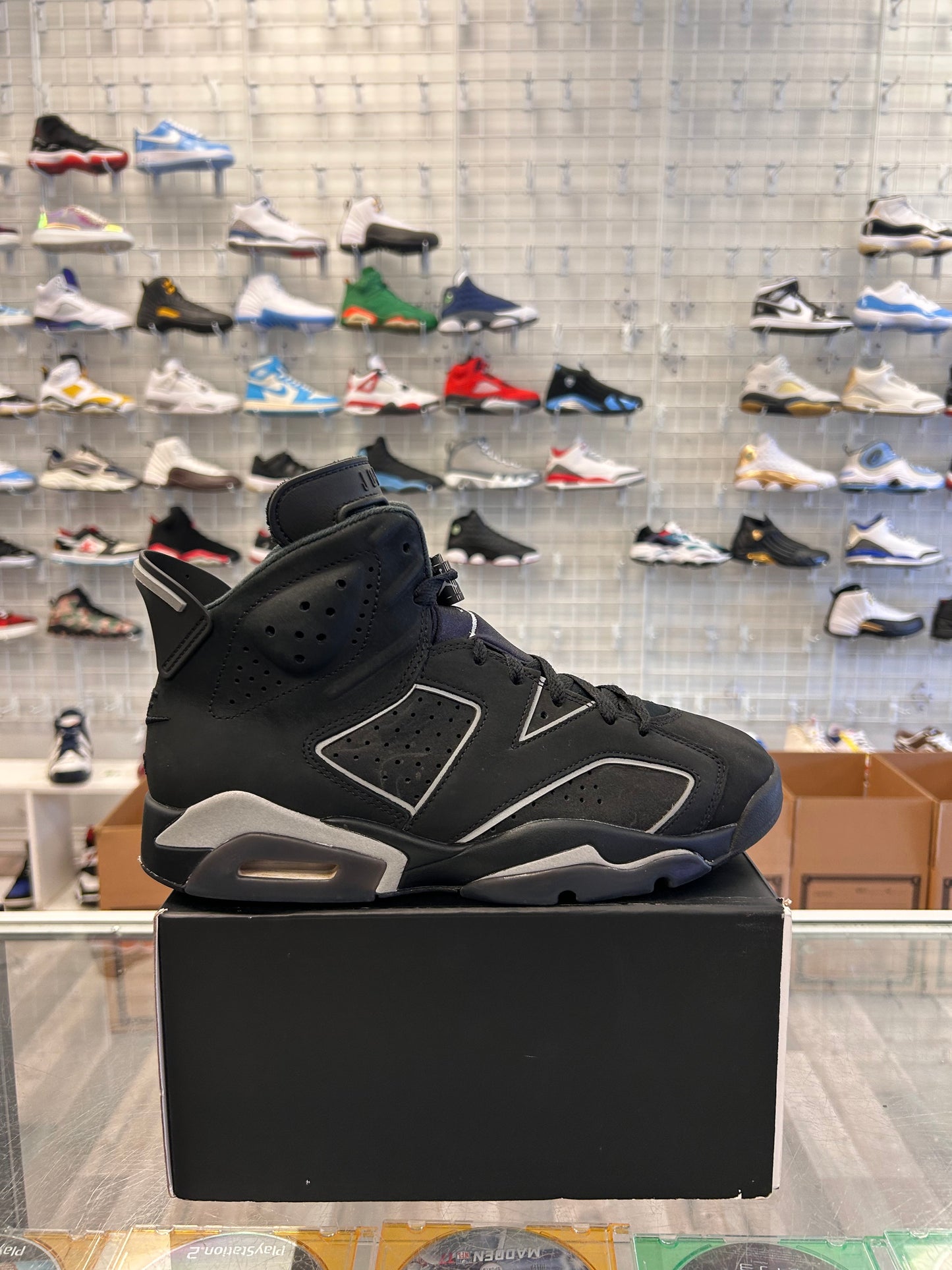 Cap And Gown 6s Size 9