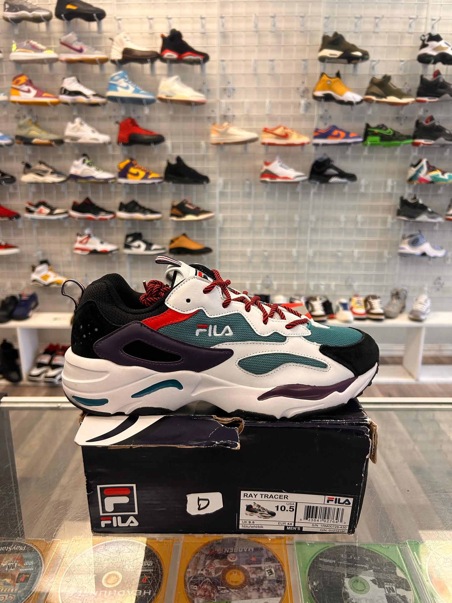 Fila Tracer Size 10.5