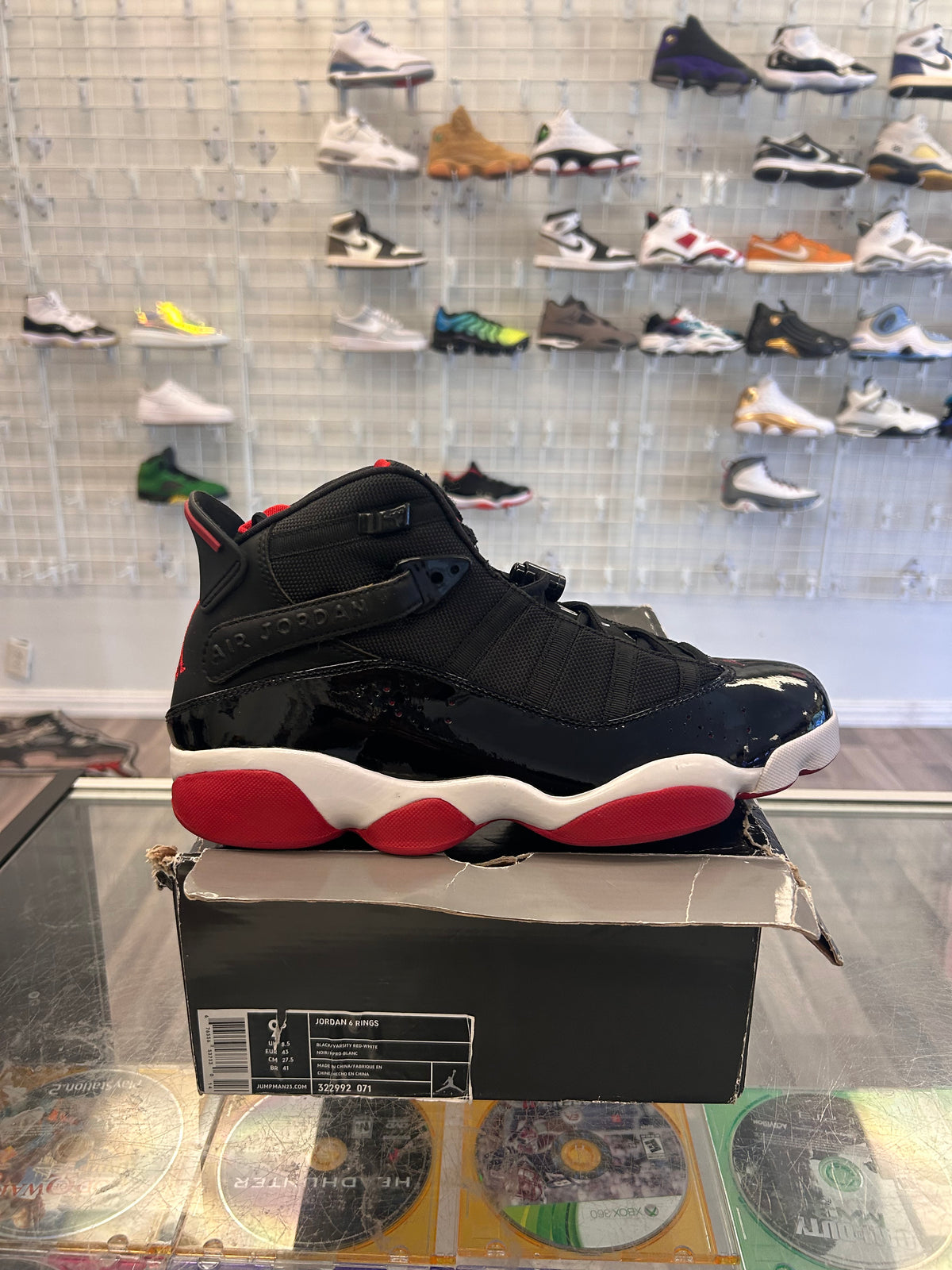 Bred 6 Rings Size 9.5