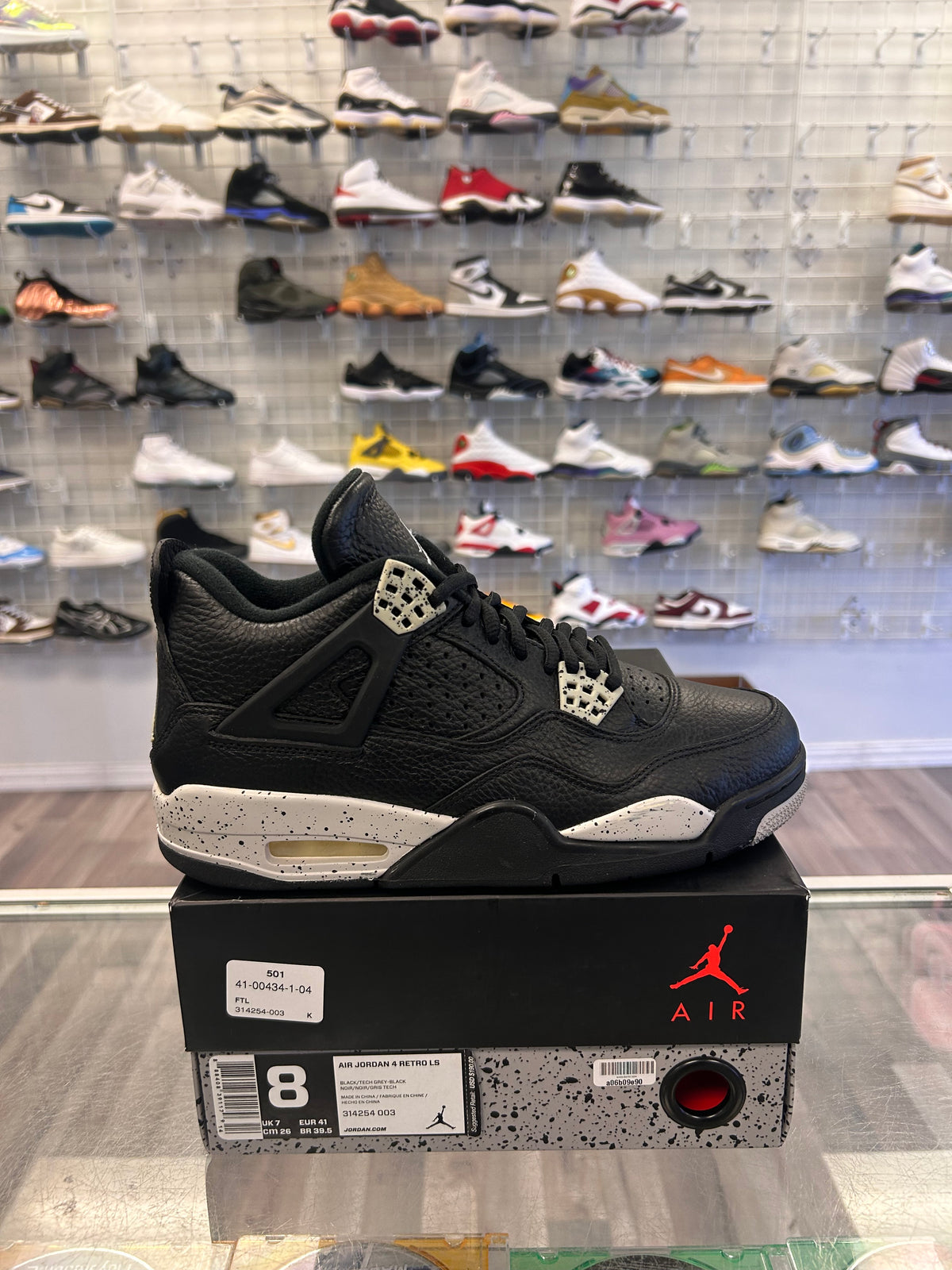 Oreo 4s Size 8