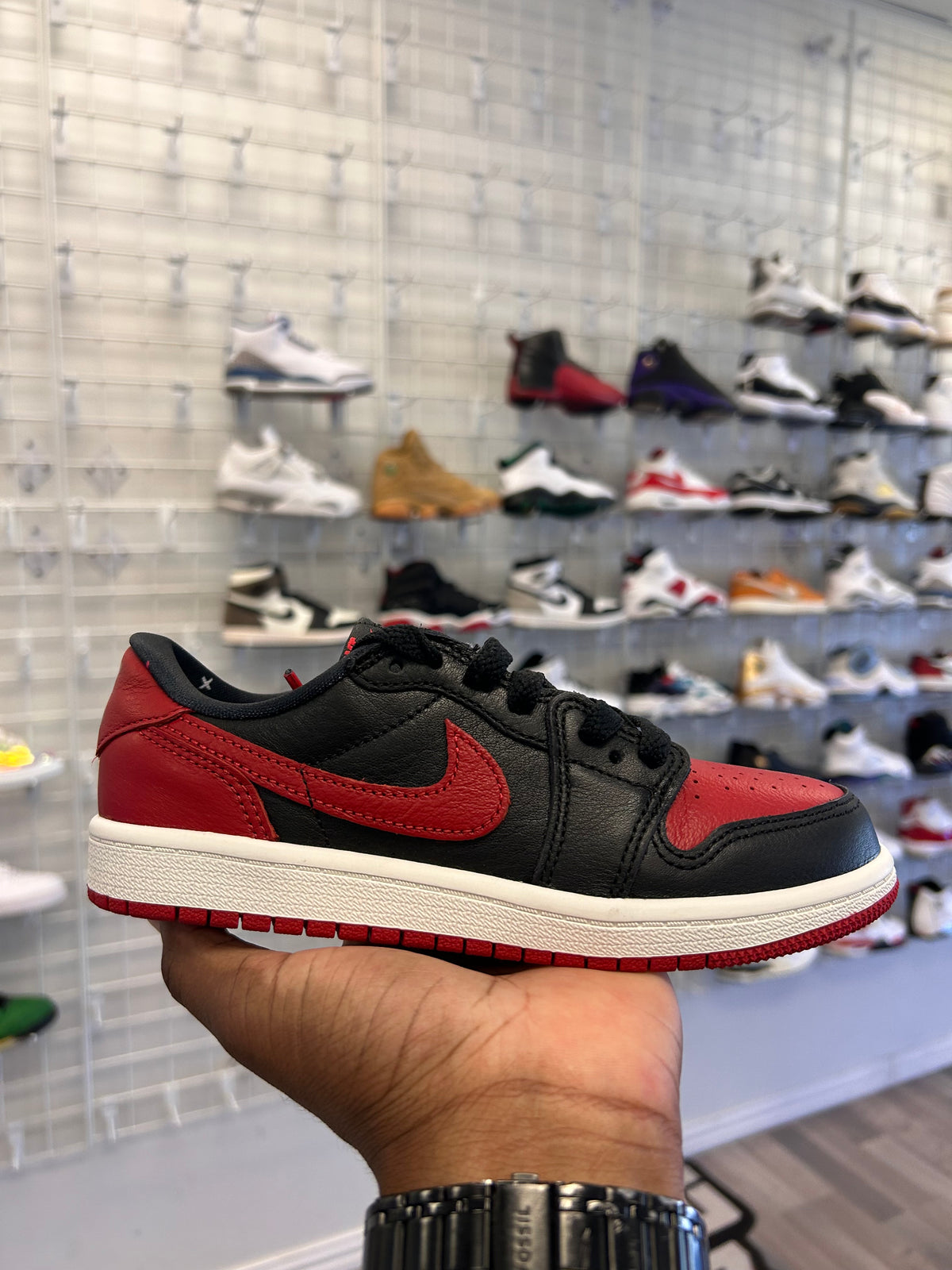 Banned 1s Size 2y