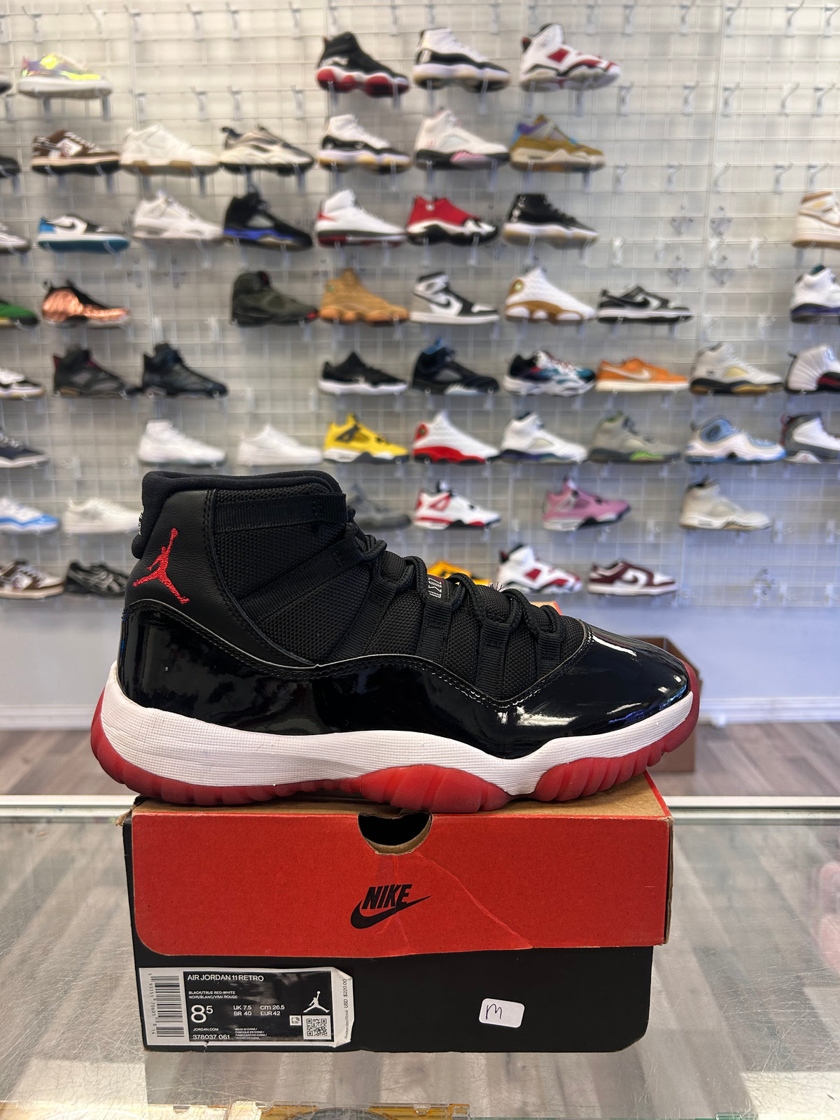 Bred 11s Size 8.5