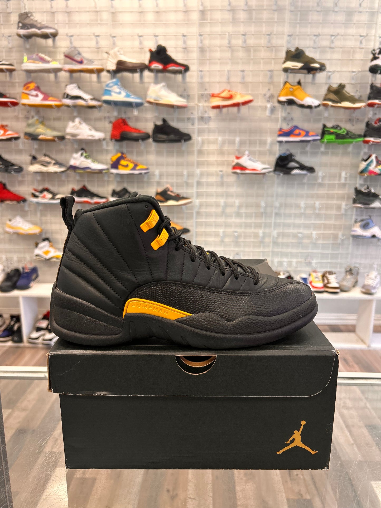 Black Taxi 12s Size 9