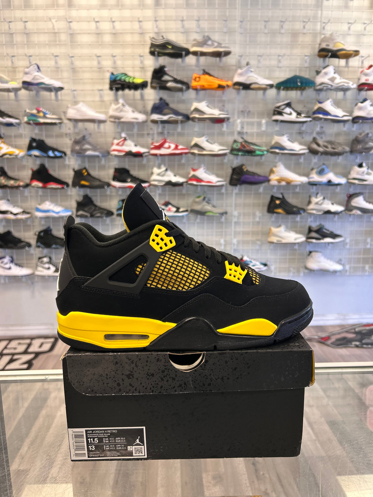 Yellow Thunder 4s Size 11.5