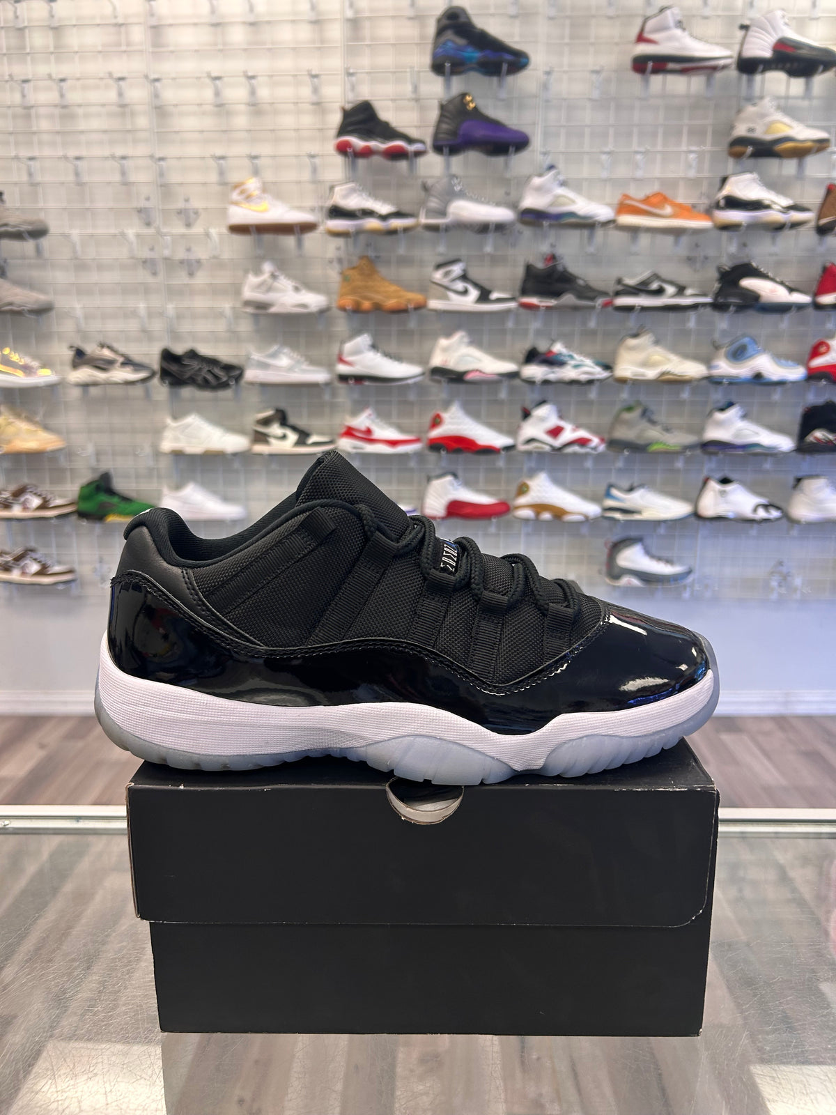 Space Jam 11s Size 9.5