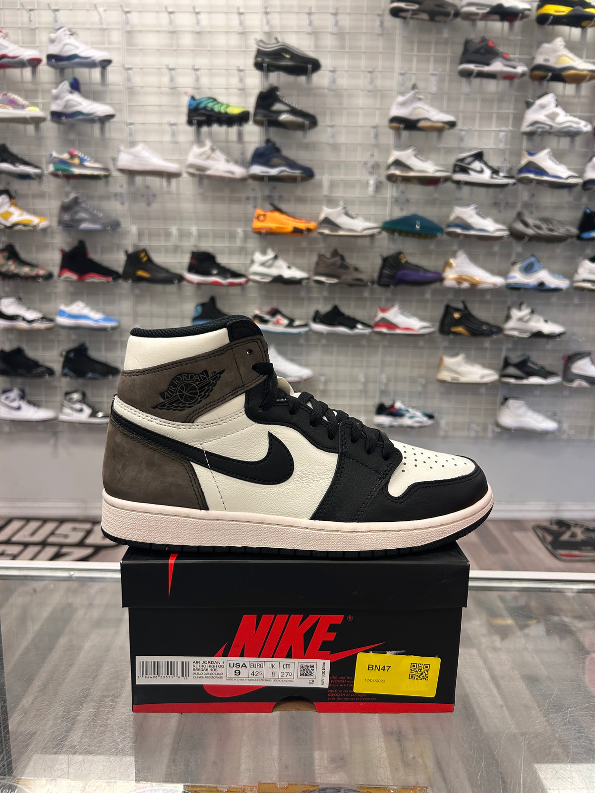 Mocha 1s Size 9