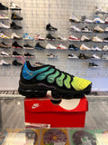 Vapormax Green Blue Size 9.5