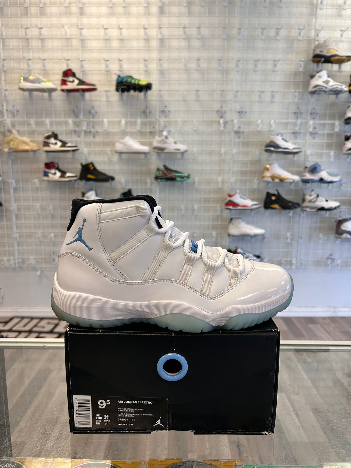 Legend Blue 11s Size 9.5